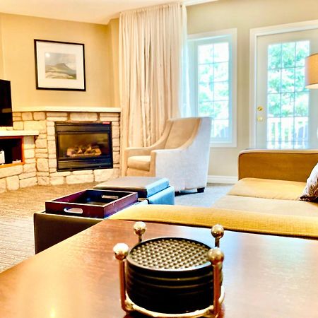 Hillside Haven: Carriage Club Resort Retreat Edgar Eksteriør billede
